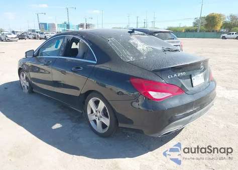 2017 Mercedes-Benz Cla 250 4Matic z USA, uszkodzony, nr VIN WDDSJ4GB8HN423238